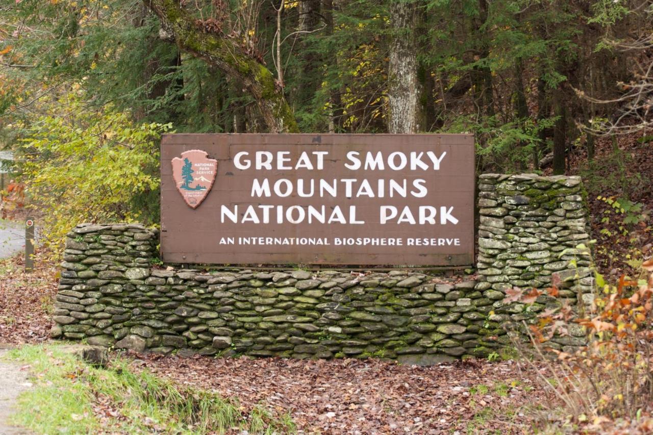 Villa Smoky Mountain Gem à Gatlinburg Extérieur photo