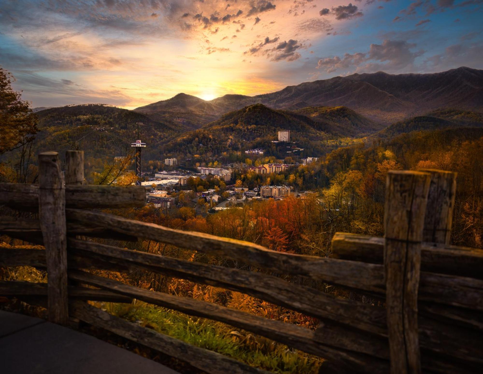 Villa Smoky Mountain Gem à Gatlinburg Extérieur photo